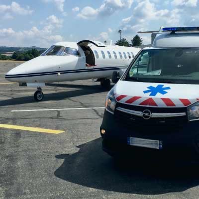 Ambulance à Lyon.