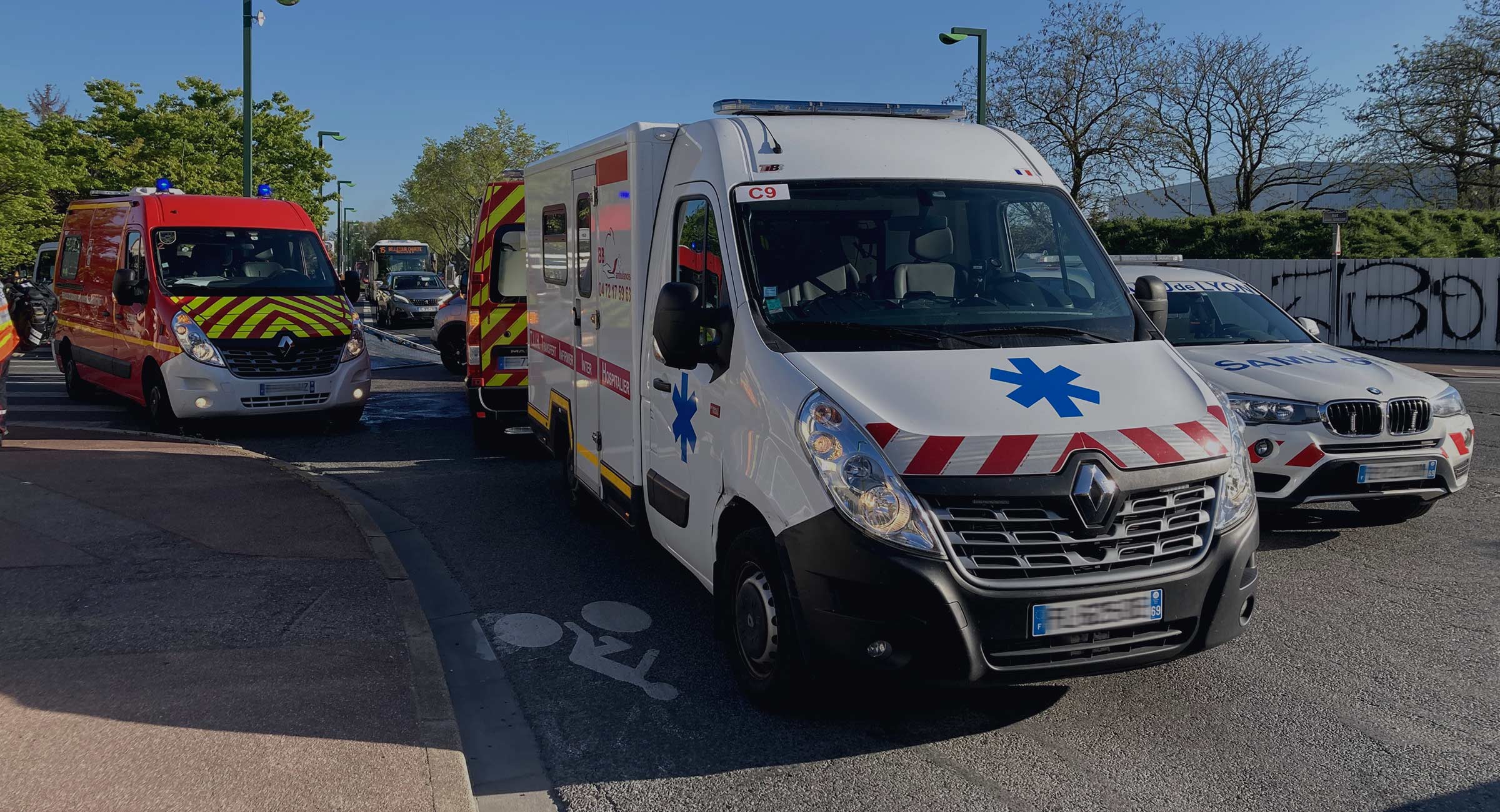 Urgence pré-hospitalière, ASSU Dokever Ambulance Lyon, Rhône-Alpes