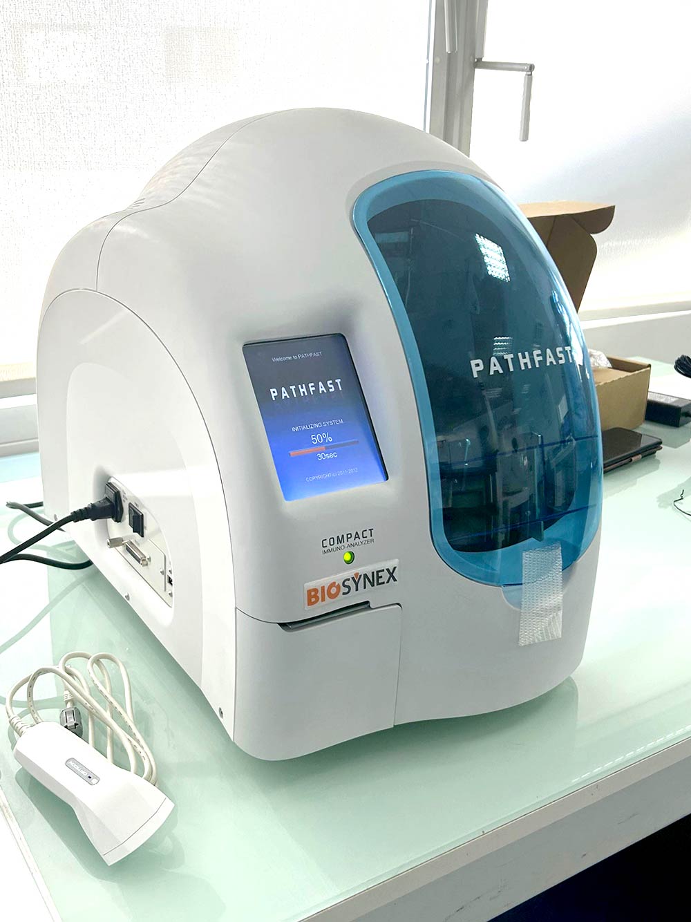 Laboratoire d'analyse biologique mobile (urgence, groupe), Lyon, Rhône-Alpes