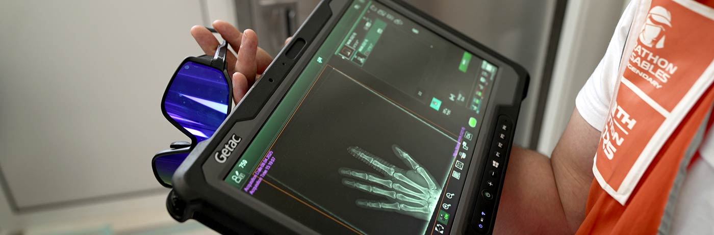 Radiologie mobile : service de radio mobile (urgence, groupe), Lyon, Rhône-Alpes.